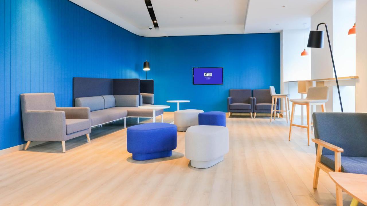 Holiday Inn Express Shanghai Pudong Airport By Ihg Экстерьер фото