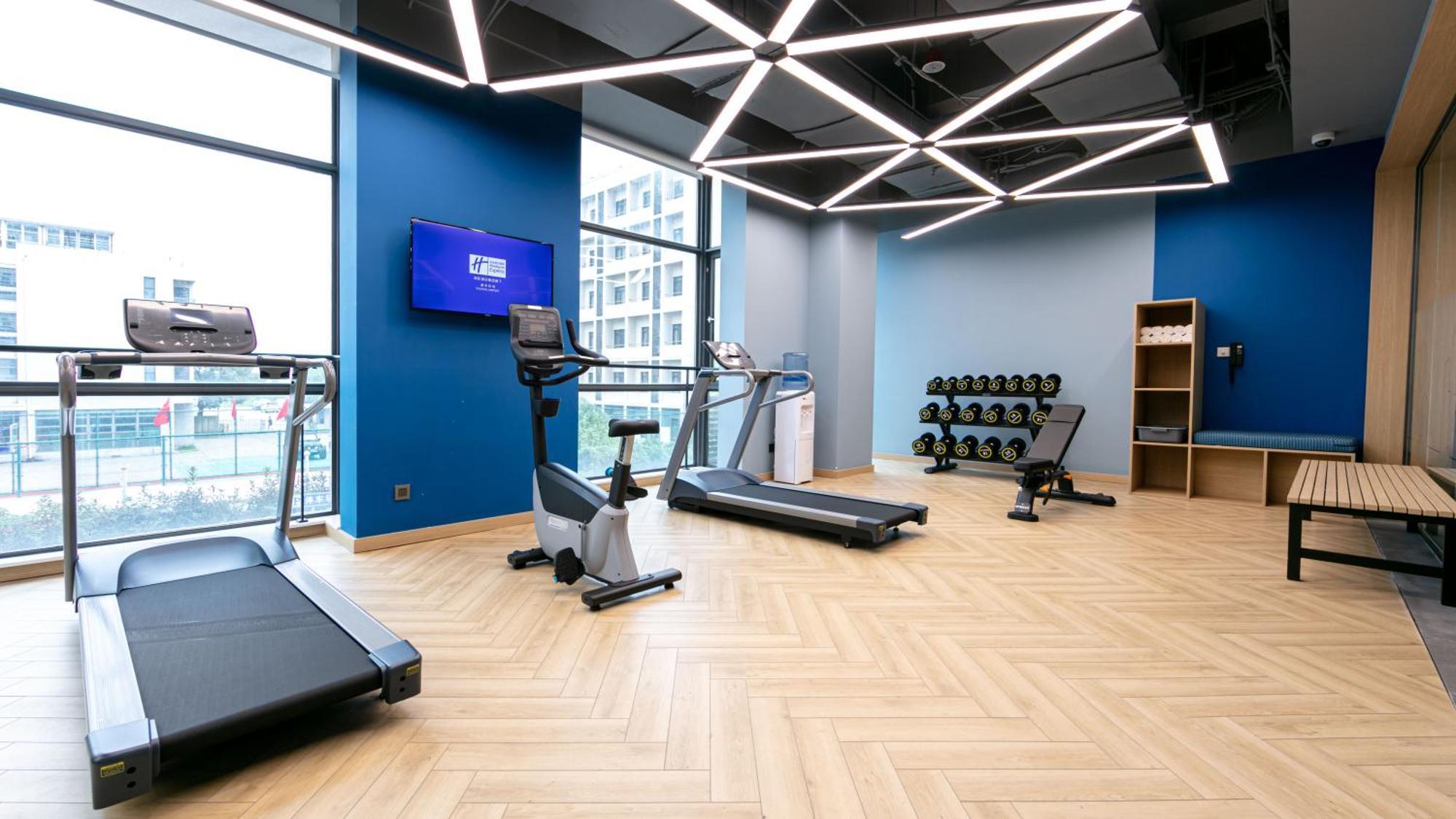 Holiday Inn Express Shanghai Pudong Airport By Ihg Экстерьер фото