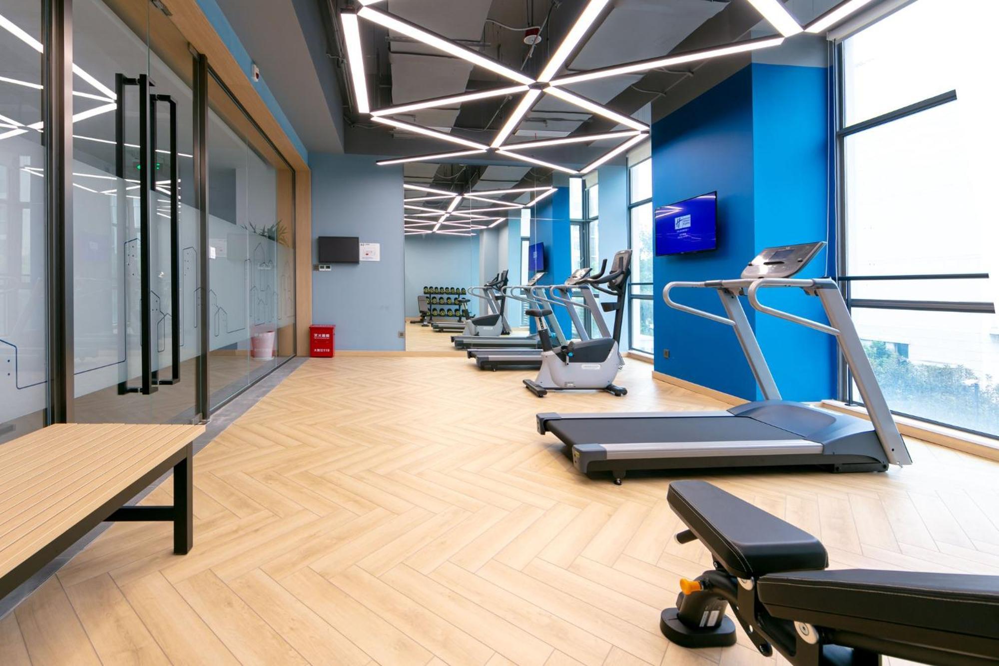 Holiday Inn Express Shanghai Pudong Airport By Ihg Экстерьер фото